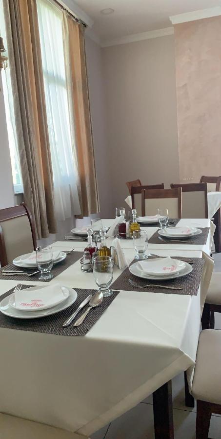 Hotel Prestige Struga Dış mekan fotoğraf
